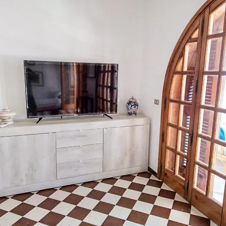 Oneira Villa