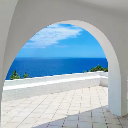 Oneira Villa *